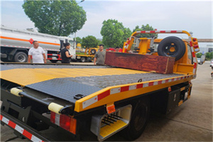 紫竹桥附近拖车电话号码服务